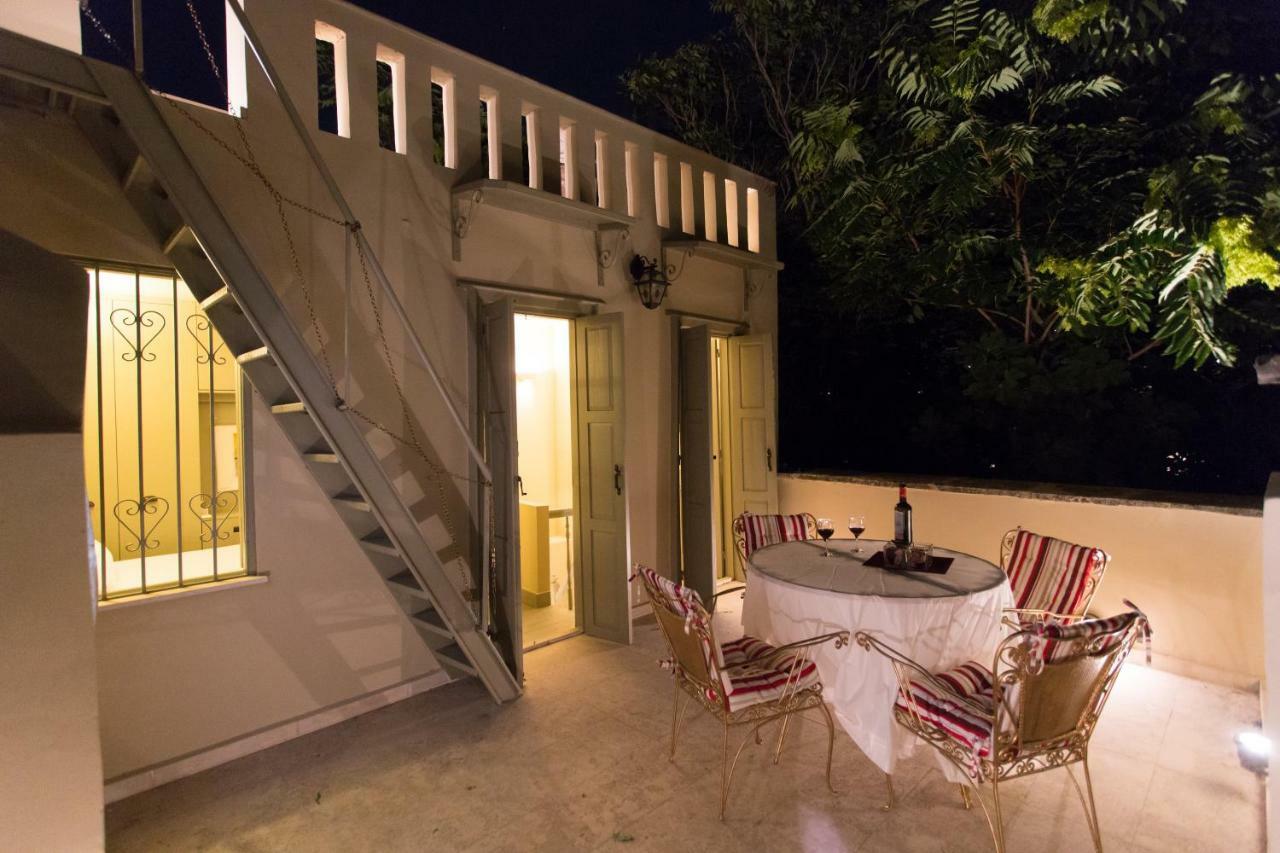 Plaka360 Apartments เอเธนส์ ภายนอก รูปภาพ